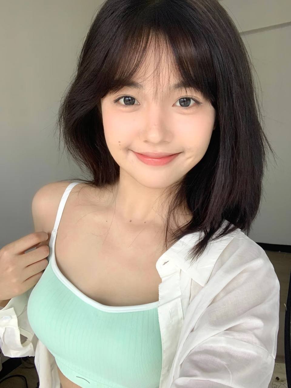 上海糖爹标准解析：一位年轻女大学生的真实包养经历