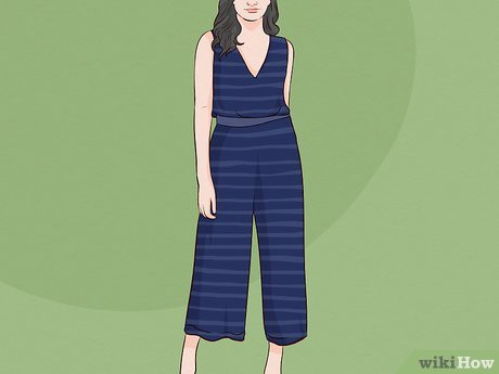 This look is perfect for a casual lunch date.